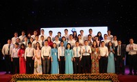 BCH Hội Sinh viên Việt Nam TP Hà Nội khóa VII, nhiệm kỳ 2018-2023 ra mắt đại hội.