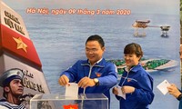 cán bộ, công chức, viên chức, người lao động cơ quan Thành Đoàn Hà Nội đã tham gia ủng hộ tối thiểu 1 ngày lương vào Quỹ “Vì biển, đảo Việt Nam” năm 2020. 