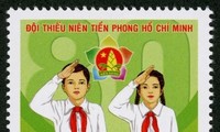 Mẫu tem kỷ niệm 80 năm ngày thành lập Đội TNTP Hồ Chí Minh
