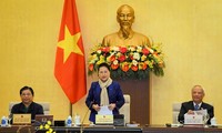 Chủ tịch Quốc hội Nguyễn Thị Kim Ngân phát biểu tại phiên họp Uỷ ban Thường vụ Quốc hội