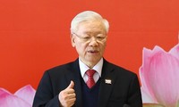 Tổng Bí thư Nguyễn Phú Trọng cùng 48 người ứng cử đại biểu Quốc hội tại Hà Nội