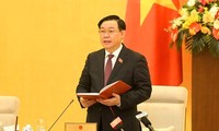 Chủ tịch Quốc hội Vương Đình Huệ phát biểu khai mạc phiên họp 