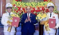 Thứ trưởng Bộ Công an Trần Quốc Tỏ, Lương Tam Quang được Thăng hàm Thượng tướng