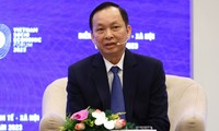 Phó Thống đốc: Lãi suất cả thế giới tăng, Việt Nam đã 4 lần giảm 