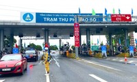 Thu phí cao tốc Nhà nước đầu tư: Cao nhất 5.200 đồng/km