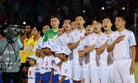 Các tuyển thủ Việt Nam đá chính ở trận đấu gặp Myanmar. Ảnh: Zing