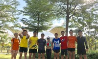 Một nhóm Runner đang luyện tập miệt mài cho Tiền Phong 2019 tại khu đô thị Sala (Quận 2, TP.HCM) .