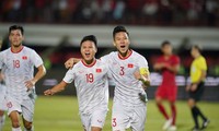 Đội trưởng Quế Ngọc Hải: &apos;Tuyển Việt Nam tự tin đấu UAE và Thái Lan&apos;