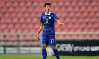 Tanaboon Kesarat là cầu thủ quan trọng của tuyển Thái Lan