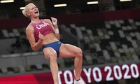 Mỹ nhân Mỹ giành HCV nhảy sào ngay lần đầu dự Olympic