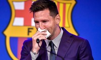 Messi rơi lệ trong ngày chia tay Barca