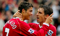 Gary Neville tin rằng Ronaldo sẽ giúp M.U giành được danh hiệu
