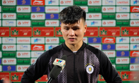Quang Hải rưng rưng nước mắt chia tay CĐV Hà Nội trong trận đấu cuối cùng tại V-League 