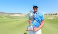 Bảo Long là golfer trẻ tuổi nhất đăng quang giải Vô địch Golf Quốc gia (14 tuổi, năm 2019). 