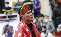 Dự 6 kỳ SEA Games mới giành vàng, nam võ sĩ Singapore bật khóc 