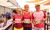 Những runner đầu tiên nhận BIB Tiền Phong Marathon 2023 
