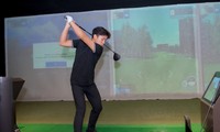 Nguyễn Anh Minh truyền cảm hứng cho golfer trẻ