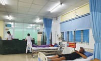 Hơn 20 du khách Hà Nội nhập viện tại Đà Nẵng vì ngộ độc thực phẩm