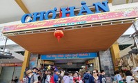 Lý do khách du lịch quốc tế đổ xô đến chợ Hàn - Đà Nẵng 