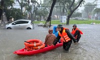 Khu dân cư giữa trung tâm Đà Nẵng di tản nhiều hộ dân vì nước ngập