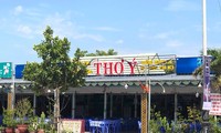 Hàng loạt nhà hàng ven biển Đà Nẵng vi phạm trật tự xây dựng