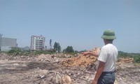 Khu vực đất ruộng của người dân ở xã Tăng Tiến bị đơn vị thi công mặt bằng KCN Việt Hàn san lấp