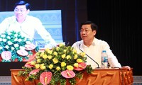 Ông Dương Văn Thái, Chủ tịch tỉnh Bắc Giang chủ trì hội nghị