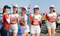 Đỗ Thị Hà, Thanh Thủy khoe nhan sắc nổi bật trên đường chạy Tiền Phong Marathon 2024
