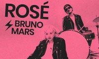 Rosé BLACKPINK &quot;cưỡng hôn&quot; Bruno Mars trong MV ngập sắc hồng &quot;APT.&quot;