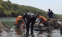 Cảnh báo an toàn từ vụ 3 nữ sinh Bình Phước bị cuốn trôi khi xuống sông chụp ảnh