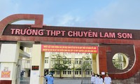 Thí sinh thi vào THPT chuyên Lam Sơn (Thanh Hóa) phúc khảo từ 1 điểm lên 9 điểm