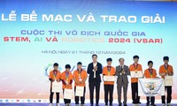 Cơn mưa giải thưởng tại Chung kết Cuộc thi Vô địch Quốc gia STEM, AI và Robotics 2024