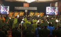 Người dân TPHCM xúc động tiễn biệt Chủ tịch nước Trần Đại Quang