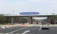 Trạm thu phí cao tốc TP HCM – Long Thành – Dầu Giây.