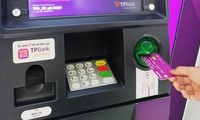 Nhu cầu rút tiền ATM tiêu Tết giảm