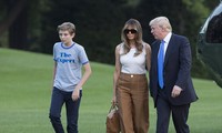 Tổng thống Trump đón vợ và con trai đến sống tại Nhà Trắng