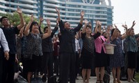 Nghe tin thử bom H thành công, người dân Triều Tiên hò reo ăn mừng