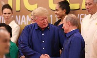 Tổng thống Mỹ Donald Trump và Tổng thống Nga Vladimir Putin. 