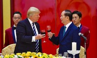 Ngày đầu tiên của Tổng thống Mỹ Donald Trump tại Hà Nội