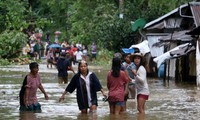 Bão Urduja khiến tỉnh Đông Samar ngập lụt nặng nề. Ảnh: AFP