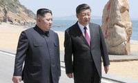 Chủ tịch Triều Tiên Kim Jong-un và Chủ tịch Trung Quốc Tập Cận Bình gặp nhau tại Đại Liên (Trung Quốc) hồi đầu tháng 5. Ảnh: KCNA