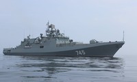 Loạt tàu chiến Nga lên đường đến Syria giữa lúc ‘nước sôi lửa bỏng’