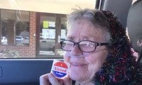 Bầu cử Mỹ: Cụ bà 82 tuổi quyết bỏ phiếu trước khi nhắm mắt xuôi tay