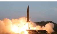 Tên lửa mới được Triều Tiên thử nghiệm hôm 25/7. Ảnh: KCNA