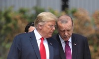 Tổng thống Mỹ Donald Trump và Tổng thống Thổ Nhĩ Kỳ Recep Tayyip Erdogan. Ảnh: Politico