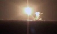 Xem tên lửa Bulava lần đầu khai hỏa từ tàu ngầm hạt nhân Nga