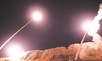 Cảnh nghi là hàng chục tên lửa Iran được phóng vào căn cứ Mỹ ở Iraq