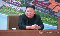 Chủ tịch Triều Tiên Kim Jong-un xuất hiện hôm 1/5. Ảnh: Yonhap