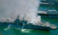 Tàu quân sự Mỹ bốc cháy phừng phừng, 21 người nhập viện