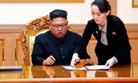 Ông Kim Jong-un và bà Kim Yo-jong. Ảnh: AP